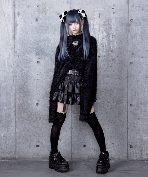 Amilige（アミリージュ） ニット セーター ワッペン付き短丈シャギー