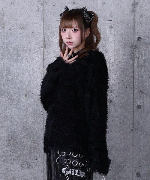 Amilige（アミリージュ） ニット セーター ワッペン付き短丈シャギー