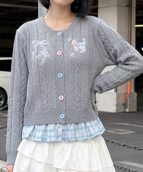 カーディガン HOOK for girls 刺繍リボン ケーブルニットカーディガン