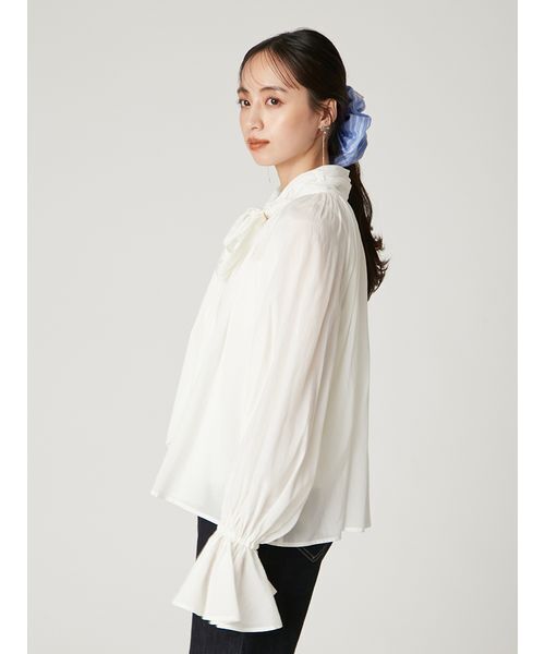 最終価格【25AW美品】FRAY I.D BIGボウタイブラウス ホワイト FRAY I.D（フレイ・アイディー） ブラウス シャツ 2wayシアーボウタイ