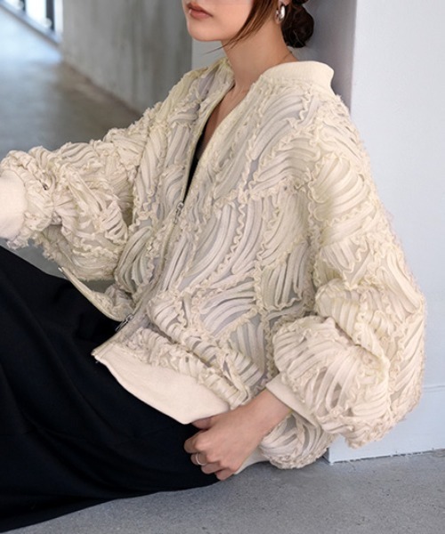 グレースコンチネンタル　シアー刺繍ブルゾン HUG.U（ハグユー） ブルゾン アウター シアー刺繍ブルゾン レディース