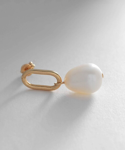COCOSHNIK（ココシュニック） ピアス シルバー バロックパール