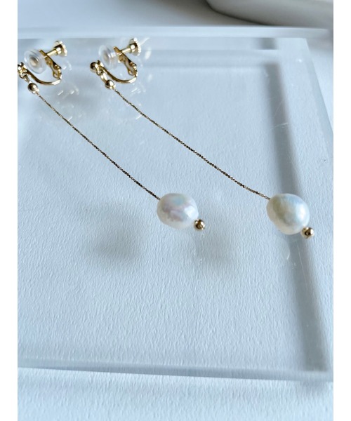 No.1121 ゴールドスクリューとプラパールのロングピアスパールイヤリング