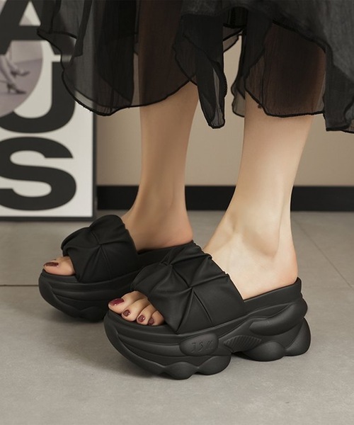 ボリュームソール厚底ダッドサンダル3色 Lace Ladies サンダル ソリッドカラー ダッド風 厚底 ボリューム