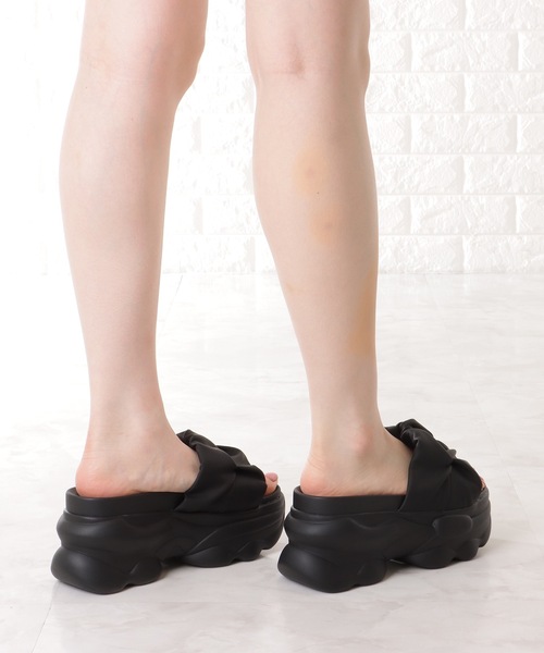 ボリュームソール厚底ダッドサンダル3色 Lace Ladies サンダル ソリッドカラー ダッド風 厚底 ボリューム