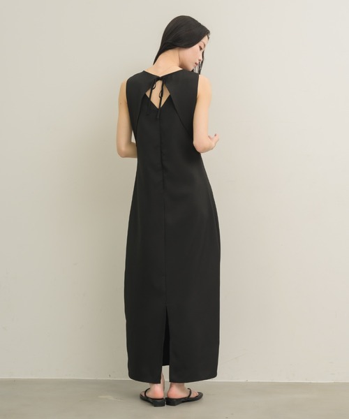 NEUNA ワンピース バックオープンリボンセミフレアワンピース