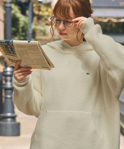 専用ベータ　ニット セーター B刺繍入り PROPORTION BODY DRESSING ニット セーター コード刺繍入り