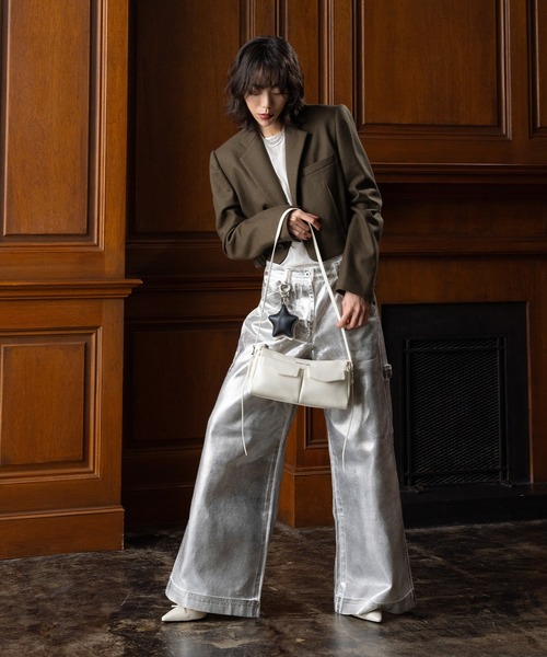 カットアウト キトゥンヒールパンプス CHARLES & KEITH｜カットアウト キトゥンヒールパンプス