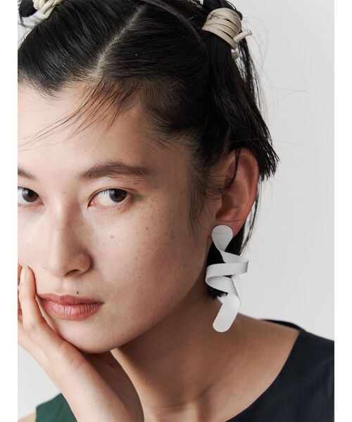 新品♡UN3D. メルト　ウェーブ　MELT WAVE シルバー ピアス UN3D. ピアス MELT WAVE PIERCE / メルトウェーブピアス