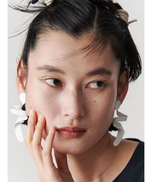 新品♡UN3D. メルト　ウェーブ　MELT WAVE シルバー ピアス UN3D.（アンスリード）の「MELT WAVE EARRING / メルトウェーブ