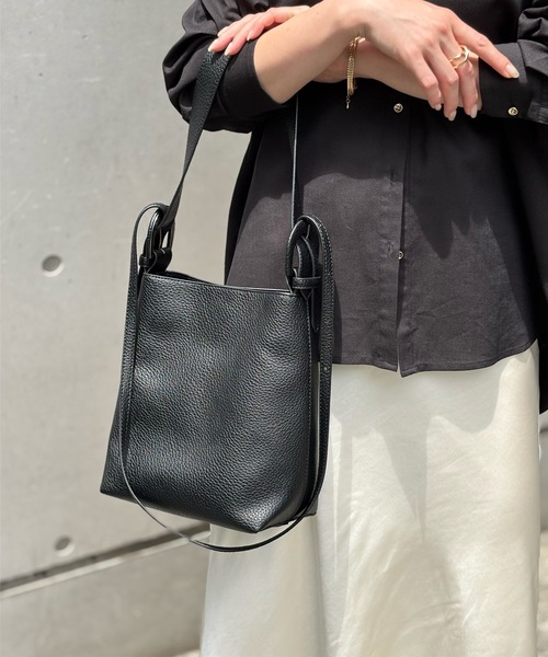 【loulou ema 】ルウルウ　エマ　2way バッグ　黒 Emma Taylor（エマテイラー） ショルダーバッグ バッグ 2wayハンドル