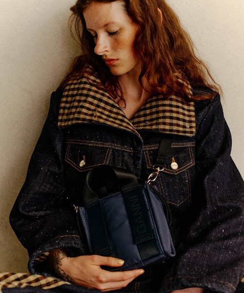 GANNI Recycled Tech ショルダーバッグ サコッシュ ガニー GANNI RECYCLED TECH MINI SATCHEL レディース バック