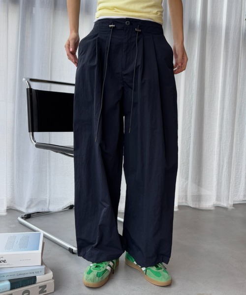 新品未使用　ゆったりサイズ　ブルネロクチネリ　サテンパンツ　クロップド　黒　XL ゼロ撥水ストレッチオーガニックコットン6ポケットジョガー