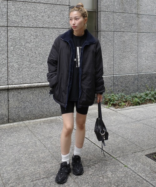 ビアズリー　袖切り替えブルゾン　アウター　羽織り　ブラック　フリーサイズ 美品】ビアズリー ノーカラージャケット ブルゾン 切り替え バルーン