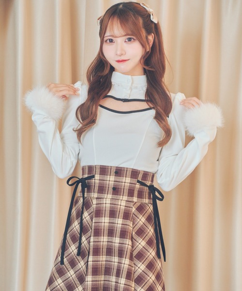 LAFARY（ラファリー） tシャツ デコルテ開きハイネックトップス