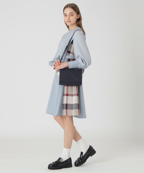 BLUE LABEL CRESTBRIDGE（ブルーレーベルクレストブリッジ