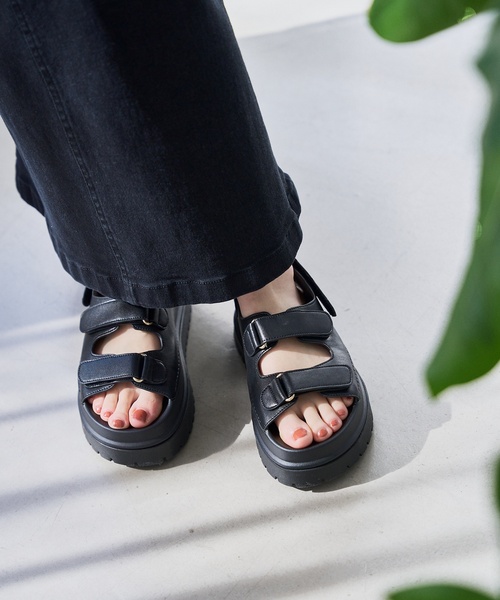 LE TALON ブラック スポーツサンダル L ル タロン LE TALON KARIN TAKUBO×LE TALONバックルスライダー