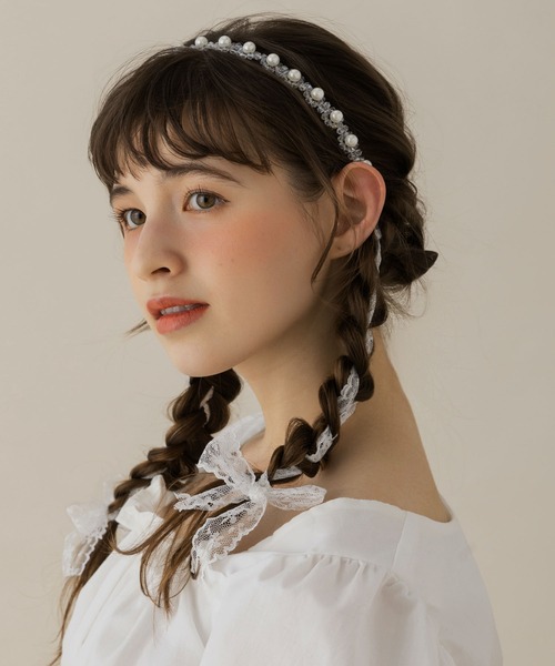 Simone Rocha パールカチューシャ ヘッドドレス LA MUe カチューシャ 「LA MUE」パール×編み込みレースリボンヘッド