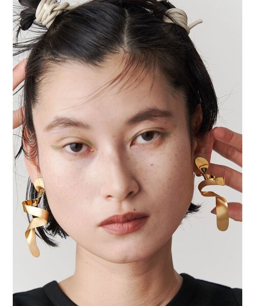 イヤリング MELT WAVE EARRING / メルトウェーブイヤリング レディース