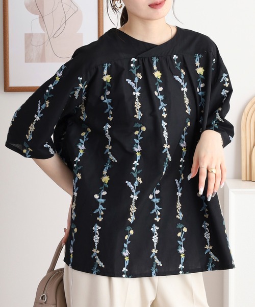 ブラウス シャツ EMAGO 花刺繍ストライプシャツ レディース Emago ブラウス シャツ EMAGO 花ストライプ総柄刺繍シャツ