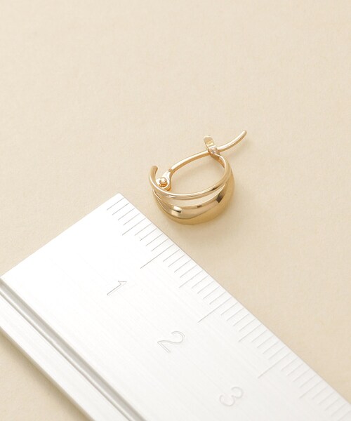 COCOHNIK K10フープピアス K10平打ちカーブ フープピアス（ピアス） | COCOSHNIK（ココシュ