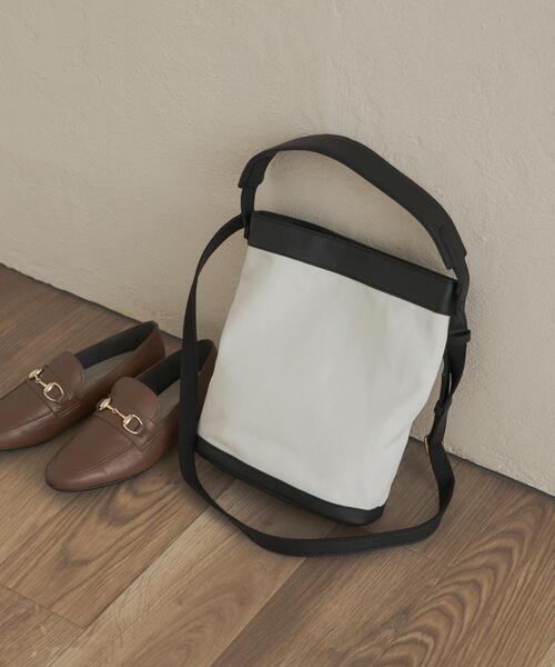 ★美品★ AOYAMA IBIZA レザー キャンバスコンビ ショルダーバッグ AOYAMAIBIZA イビザ ショルダーバッグ ブラック レザー - メルカリ