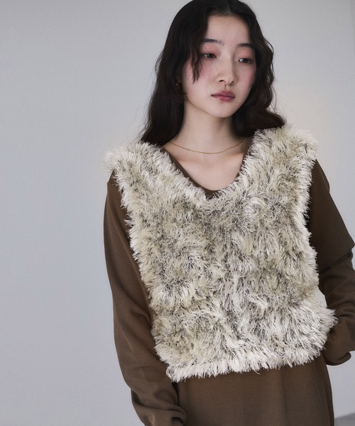 ADAM ET ROPE'（アダムエロペ） ベスト ジレ フェザーベスト