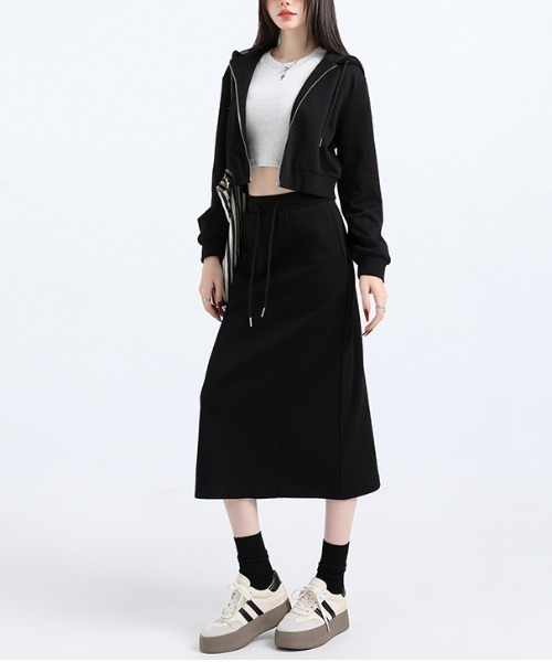 セットアップ スウェット/ジップアップパーカー・スカート上下2点