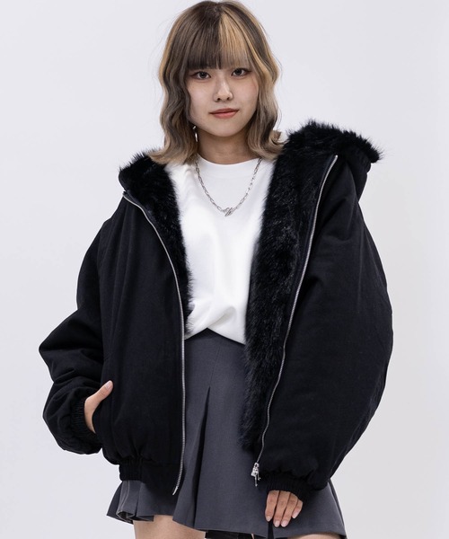 M•U SPORTS　ナイロンジャケット　フード付き　L ほぼ未使用　黒 JOHN'S CLOSET（ジョンズクローゼット） ブルゾン アウター 「13