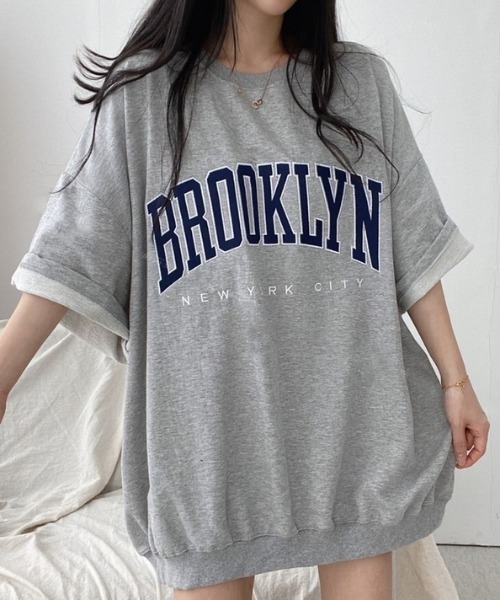 SHEENA tシャツ 夏に欠かせない一枚、BROOKLYNプリントオーバー