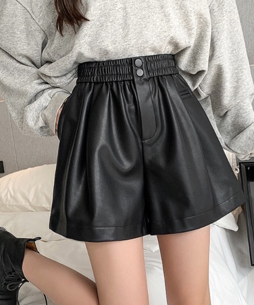 SHEENA（シーナ） パンツ ウエストゴムエコレザーショートパンツ
