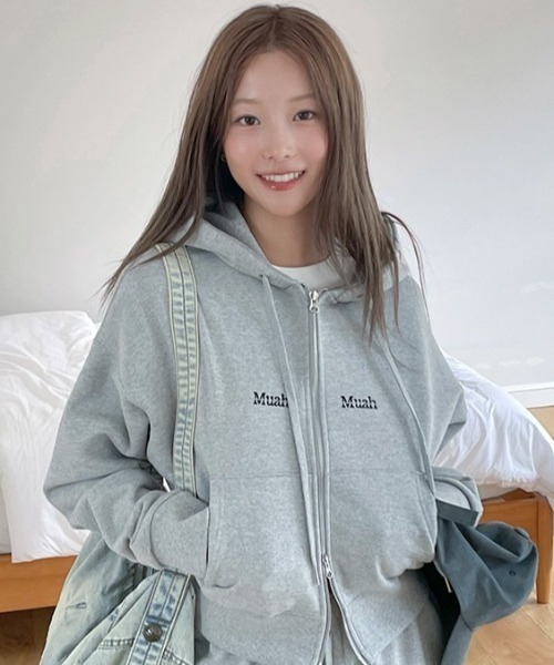 【新品/タグ付/23AW/レディースM】V12　ネックパーカー　ジップアップ パーカー 「nmtc+」fur zip up hoodie / 「エヌエムティーシープラス