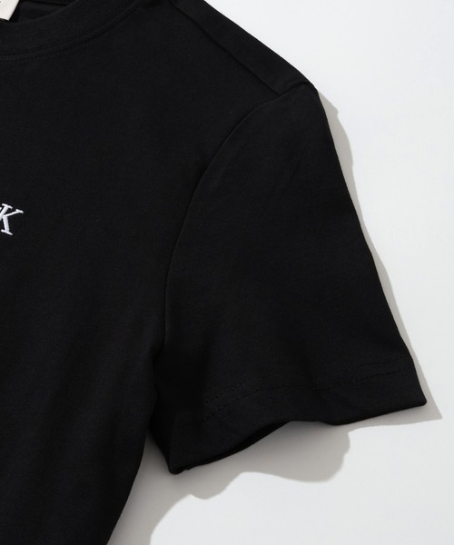 tシャツ 「Calvin Klein/カルバンクライン」ショートスリーブ モノグラム ロゴ クルーネックT レディースの画像