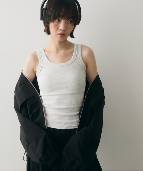 日*1様 d.i.a. ビーズ付き タンクトップ 黒 日*1様 d.i.a. ビーズ付き タンクトップ 黒 【公式通販】