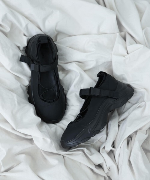 「KBF」 ローカットスニーカー 38 ブラック レディース_画像3