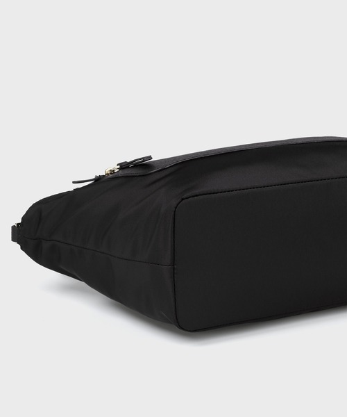 Paul Smith ほぼ未使用　極美品　ショルダーバッグ ナイロン レザー 黒 Paul Smith（ポール・スミス） ショルダーバッグ バッグ モダン