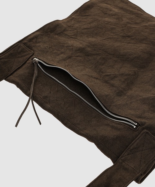ショルダーバッグ OUR LEGACY GRANDE SLACK BAG メンズ レディースの画像
