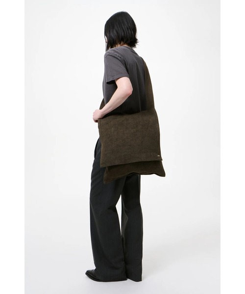 ショルダーバッグ OUR LEGACY GRANDE SLACK BAG メンズ レディースの画像