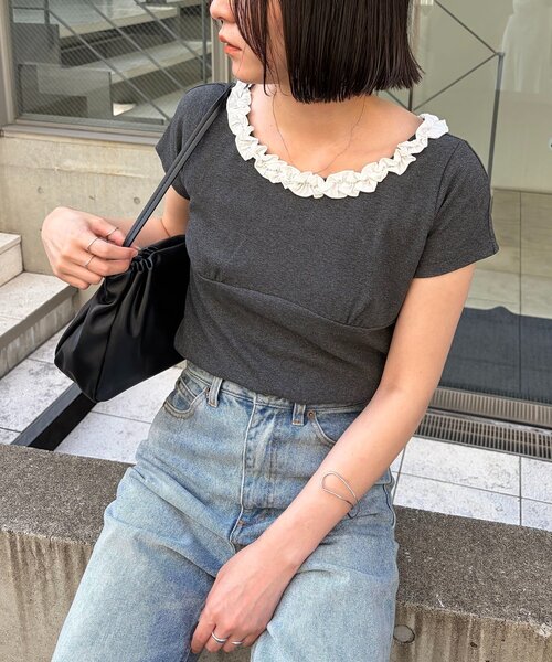 CAPRICIEUX LE'MAGE(カプリシューレマージュ) tシャツ 半袖 フリル CAPRICIEUX LE'MAGE(カプリシューレマージュ) tシャツ 半袖 フリル