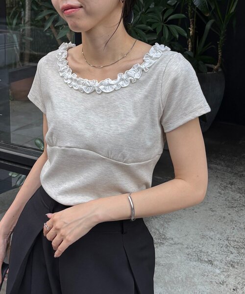 CAPRICIEUX LE'MAGE（カプリシューレマージュ） tシャツ 半袖 フリル