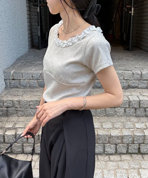 CAPRICIEUX LE'MAGE（カプリシューレマージュ） tシャツ 半袖 フリル