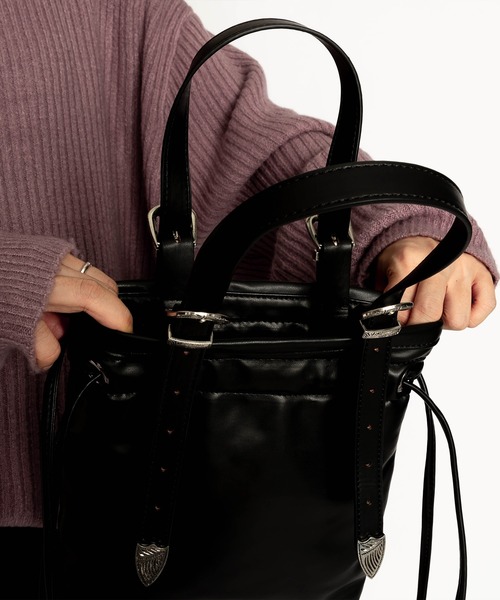 SVEC（シュベック） ショルダーバッグ バッグ バックルベルト 巾着