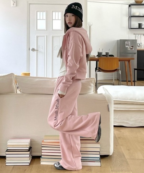 パンツ A'GEM/9 × .kom 「muah muah/ムーアムーア」 LOGO STITCH WIDE