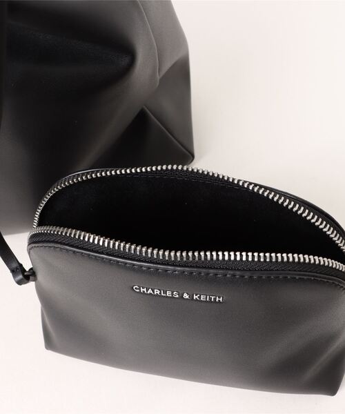 CHARLES ＆ KEITH トートバッグ Brigette ブリジット ルーシュド