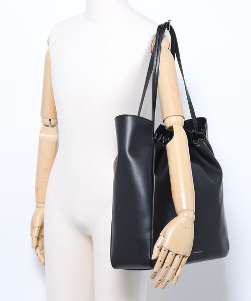 CHARLES ＆ KEITH トートバッグ Brigette ブリジット ルーシュド