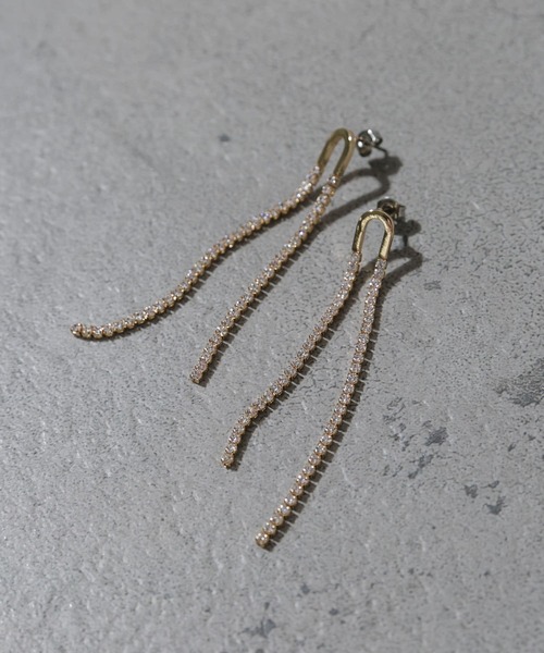 ▽ ピンクダイヤモンドピアスk18 ロングビジューピアス 揺れるピアス 