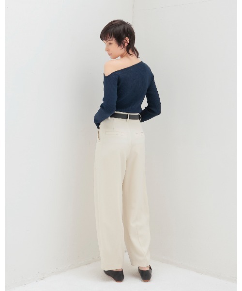 DRESSLAVE（ドレスレイブ） ニット セーター asymmetric off-shoulder