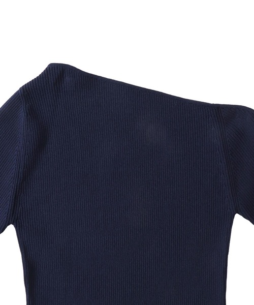 DRESSLAVE（ドレスレイブ） ニット セーター asymmetric off-shoulder