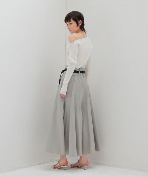 DRESSLAVE（ドレスレイブ） ニット セーター asymmetric off-shoulder