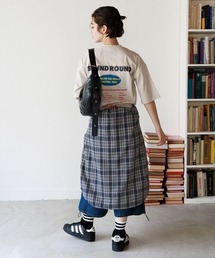 「PBLIM」 半袖Tシャツ SMALL グレイッシュベージュ レディースの画像3